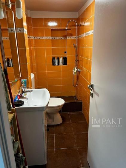 Casa frumoasa de vanzare la curte comuna, zona Centrala! - 11