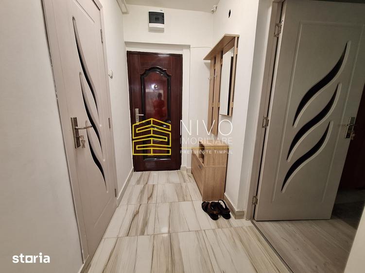 Apartament cu 2 camere semidecomandat în Aleea Carpați