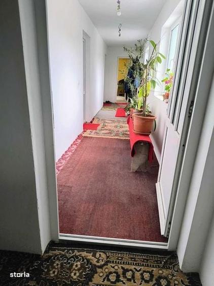Casă cu 4 camere cu Teren 150 Mp în Albești-Paleologu
