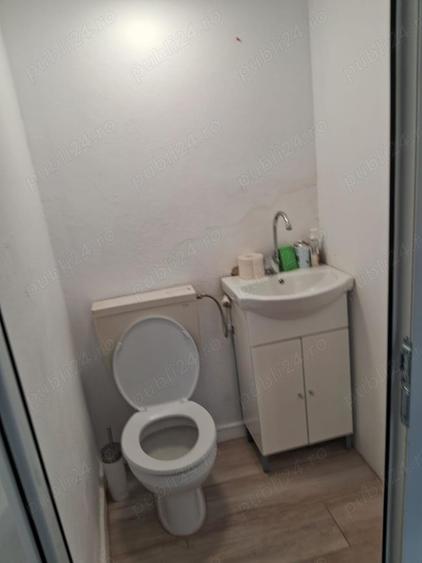 Spațiu comercial, de 40 mp, în Central