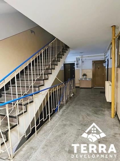 Apartament cu 2 camere circular în City Park Mall