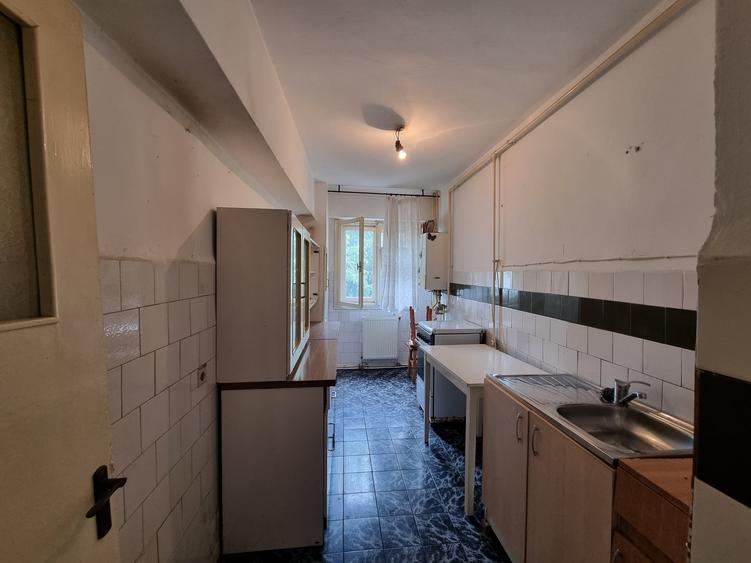 Apartament cu 2 camere decomandat în Ultracentral