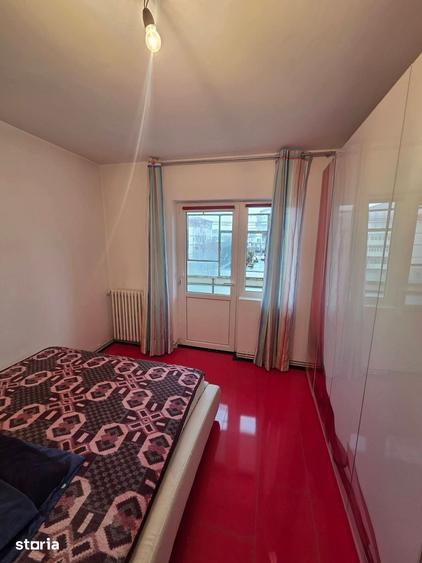 Apartament cu 3 camere în Ostroveni
