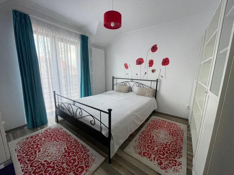 Casă cu 4 camere cu Teren 50 Mp în Central