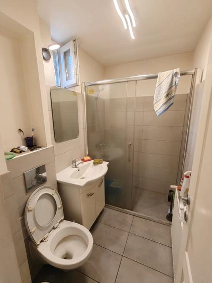 Apartament cu 2 camere semidecomandat în Calea București