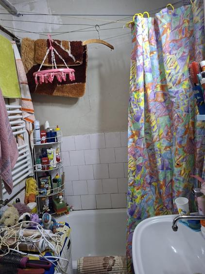 Garsonieră decomandată în Tudor