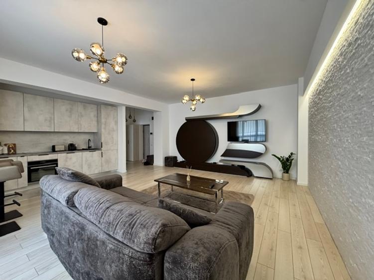 Apartament cu 2 camere decomandat în Calea Călărașilor