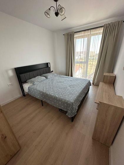 Apartament cu 2 camere decomandat în Theodor Pallady