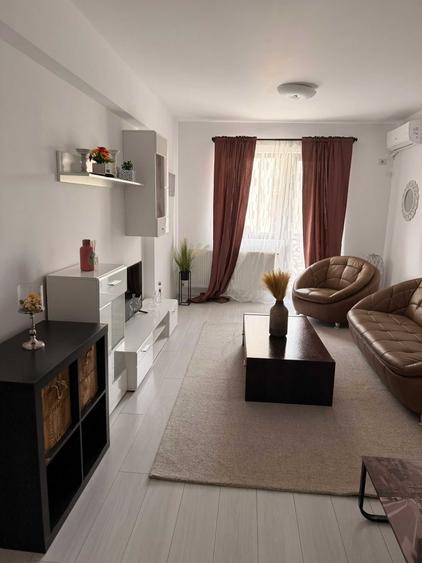 Apartament cu 2 camere decomandat în Dobroești