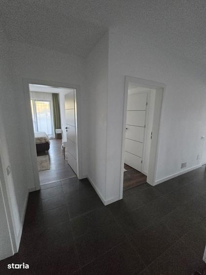 Apartament cu 3 camere în Zorilor