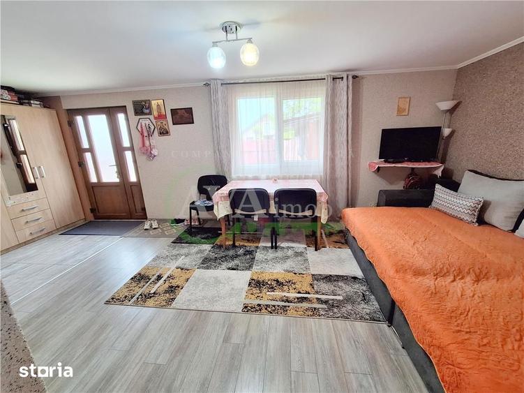 Casă cu 3 camere cu Teren 263 Mp în Letea Veche