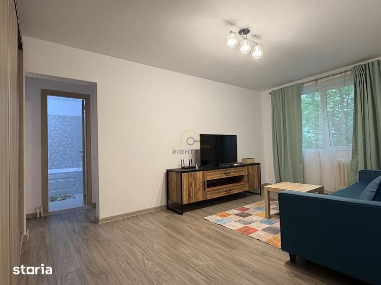 Apartament cu 3 camere decomandat, mobilat în Rahova