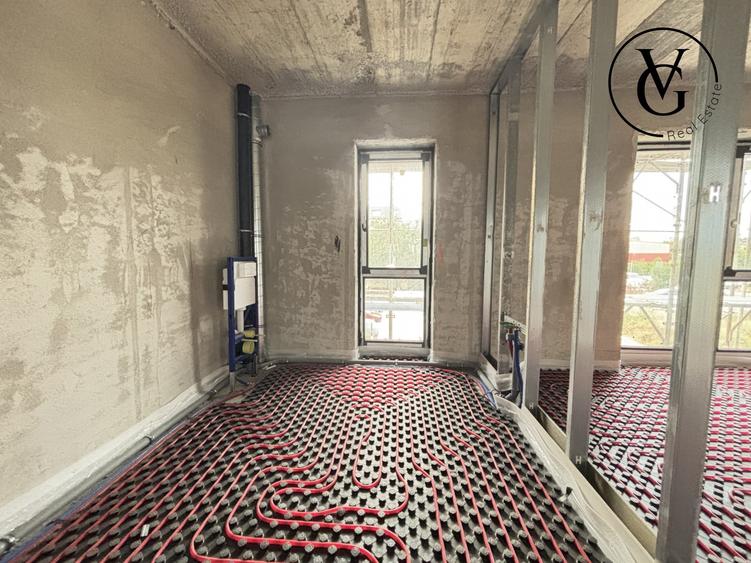 Apartament cu 4 camere decomandat în Inel I