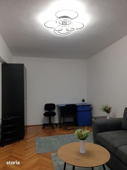 Apartament cu 2 camere decomandat în Lupeni