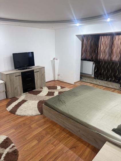 Inchiriez apartament!! - 3
