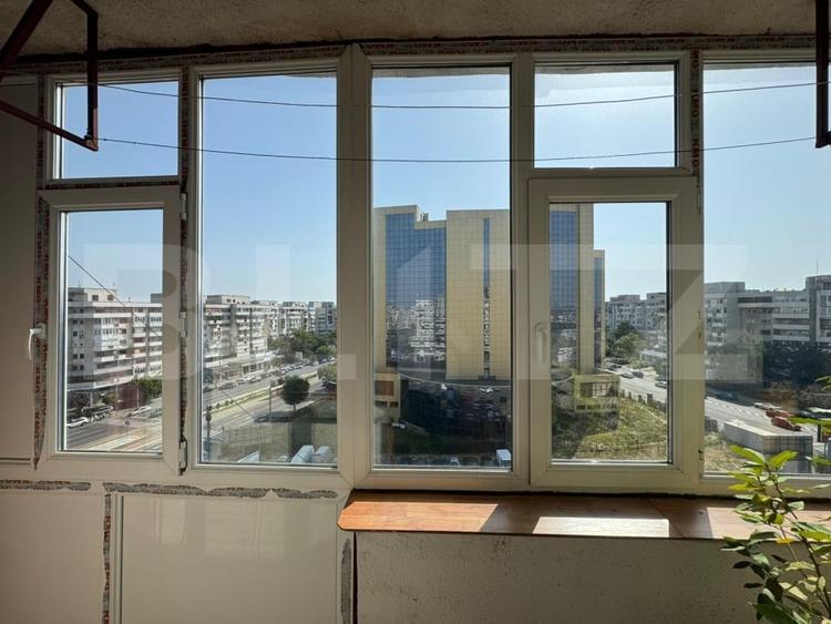 Apartament cu 4 camere decomandat, mobilat în Central