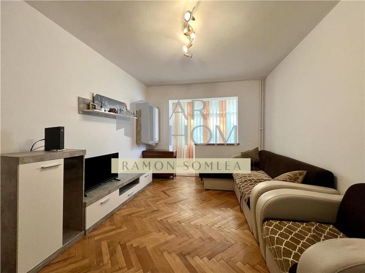 Apartament cu 3 camere nedecomandat, mobilat în Vest