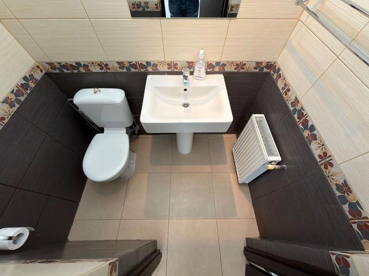 Duplex cu 3 camere cu Canalizare în Central