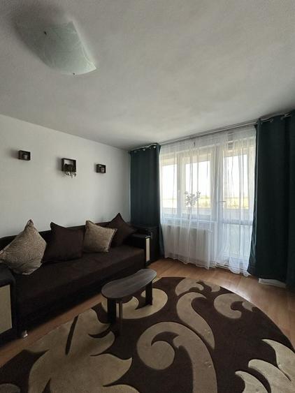 Apartament cu 2 camere semidecomandat în Astra