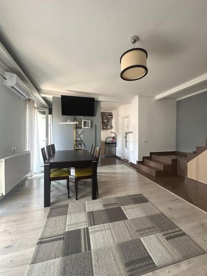 Apartament cu 4 camere semidecomandat, mobilat în Florești