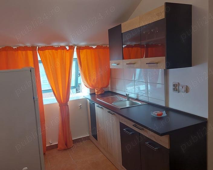 Spațiu comercial, de 370 mp, în Central