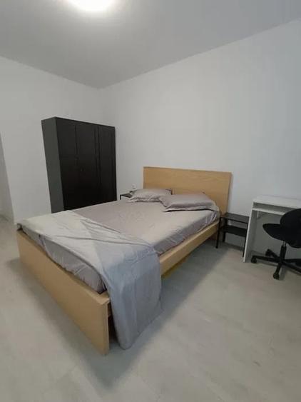 Apartament cu 2 camere semidecomandat, mobilat în Industriilor