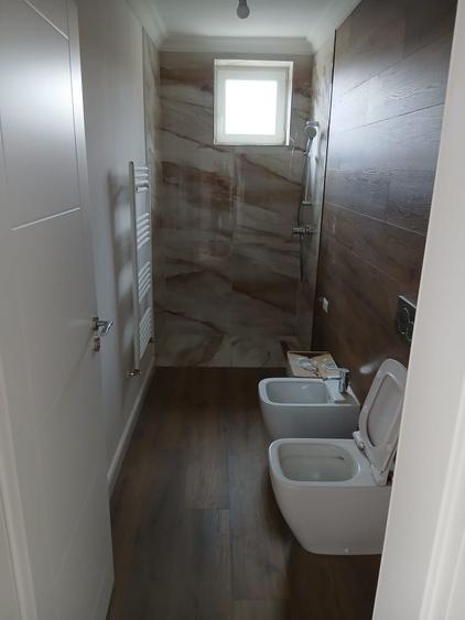 Apartament de vanzare - 3