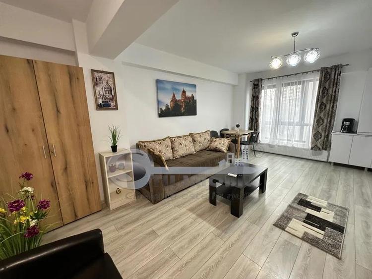 Apartament cu 2 camere decomandat, mobilat în Podu Roș