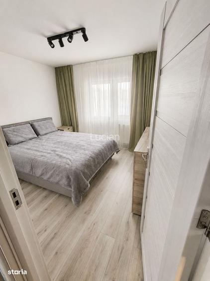 Apartament 4 camere Caracal HCC, 2 bai, 2 balcoane, et 2