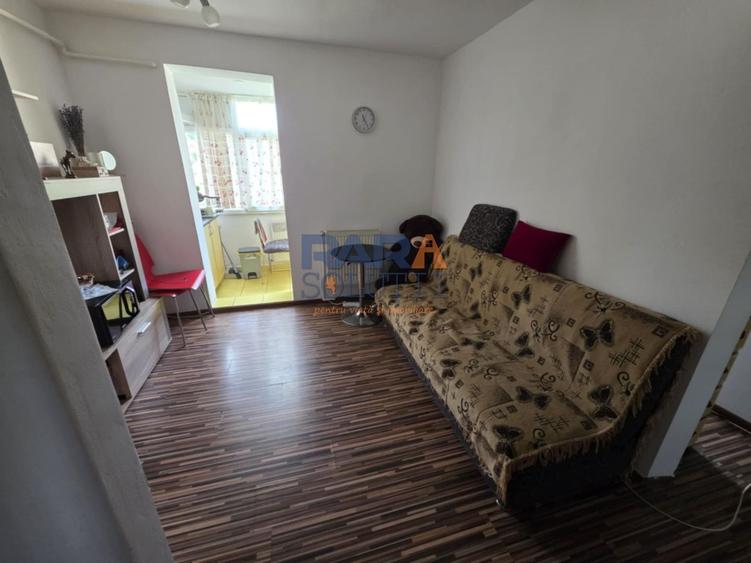 Apartament cu 2 camere decomandat, mobilat în Central — fotografia 3