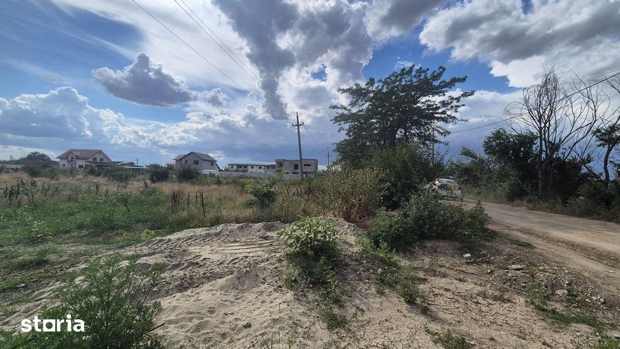 Teren de 800 mp, în Central