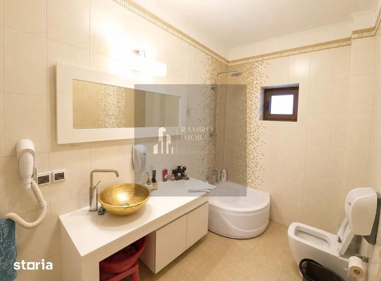 Casă cu 7 camere cu Canalizare în Tineretului