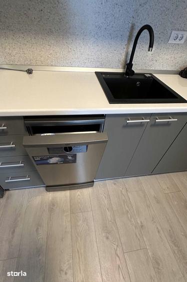 Apartament cu 2 camere decomandat în Fundeni