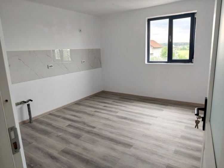 Casă cu 3 camere în Central