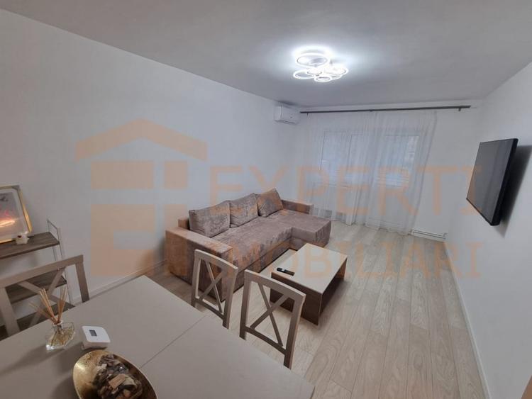Apartament cu 2 camere decomandat, mobilat în Tomis II