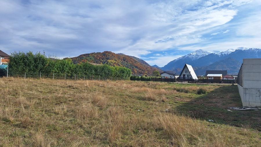 Teren Construcții intravilan de 1000 mp, în Glăjărie