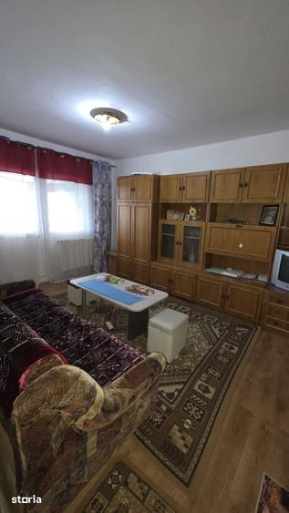Garsonieră semidecomandată în Micro 1