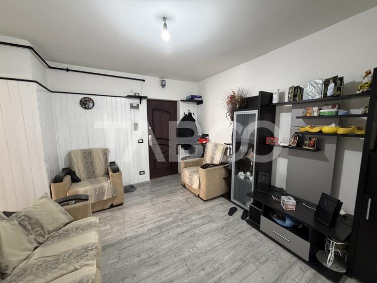 Apartament 3 camere complet mobilat utilat boxa la subsol 47 mpu lift - 1