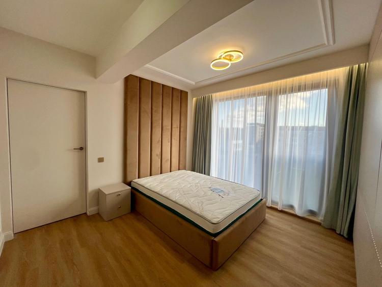 Apartament cu 3 camere decomandat, mobilat în Între Lacuri