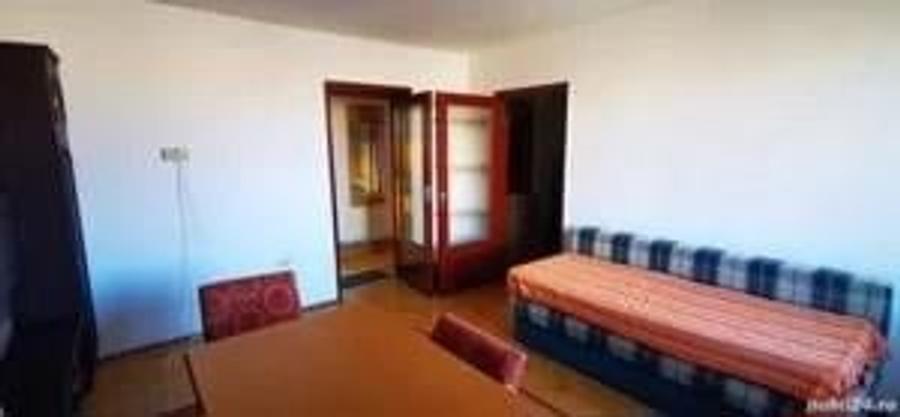 Apartament cu 2 camere decomandat în Centrul Civic