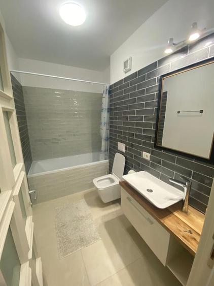 Apartament cu 2 camere decomandat în Valea Lupului