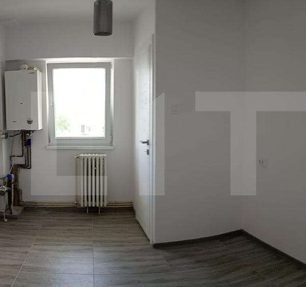 Apartament cu 2 camere decomandat, mobilat în Lenin