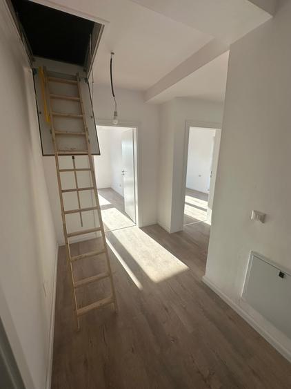 Duplex cu 5 camere cu Teren 100 Mp în Jilava