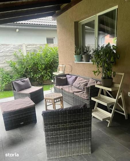 Casă cu 4 camere cu Teren 250 Mp în Sânmihaiu Român