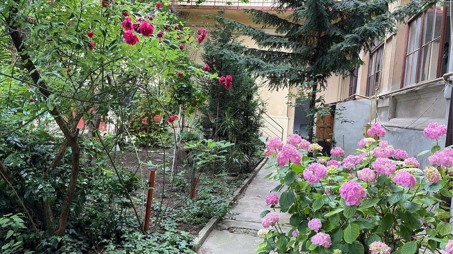 Apartament cu 2 camere semidecomandat în Ultracentral