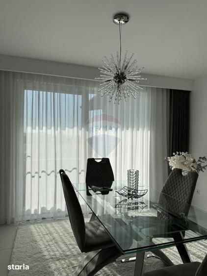 Apartament cu 4 camere în Central