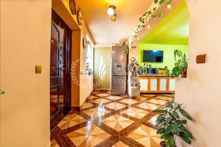 Casă individuală cu 2 camere cu Garaj în Brăișoru
