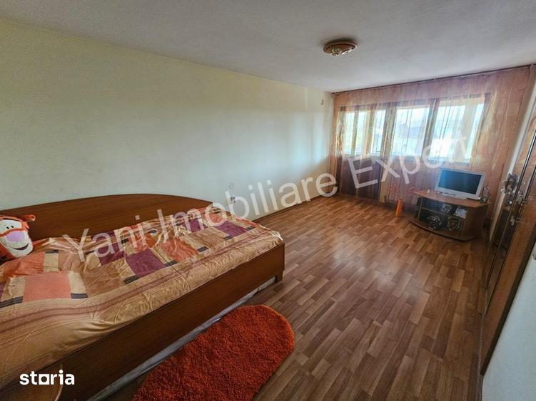 Casă cu 6 camere cu Teren 366 Mp în Curtea de Argeș
