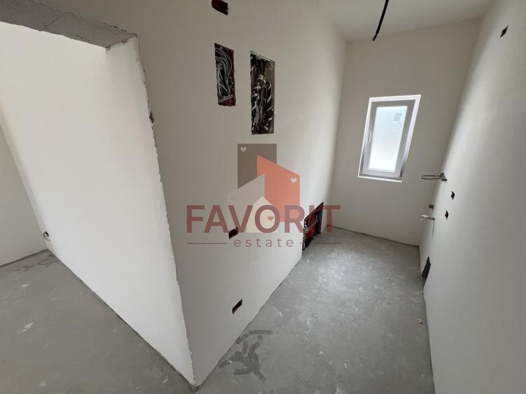Duplex cu 4 camere cu Canalizare în Chișoda
