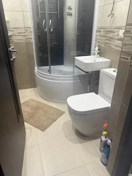 Apartament cu 2 camere decomandat în Sebastian